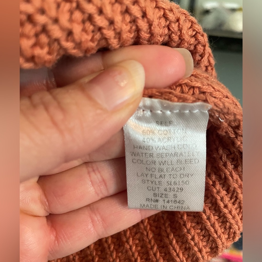 She + Sky Orange Cropped Sweater - Picture 4 of 4